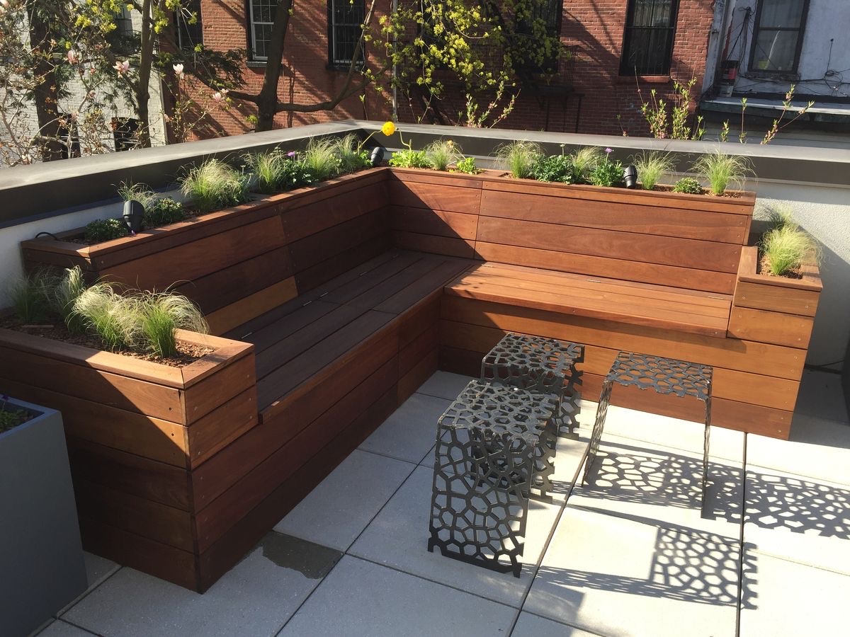 Concrete outdoor kitchen counter